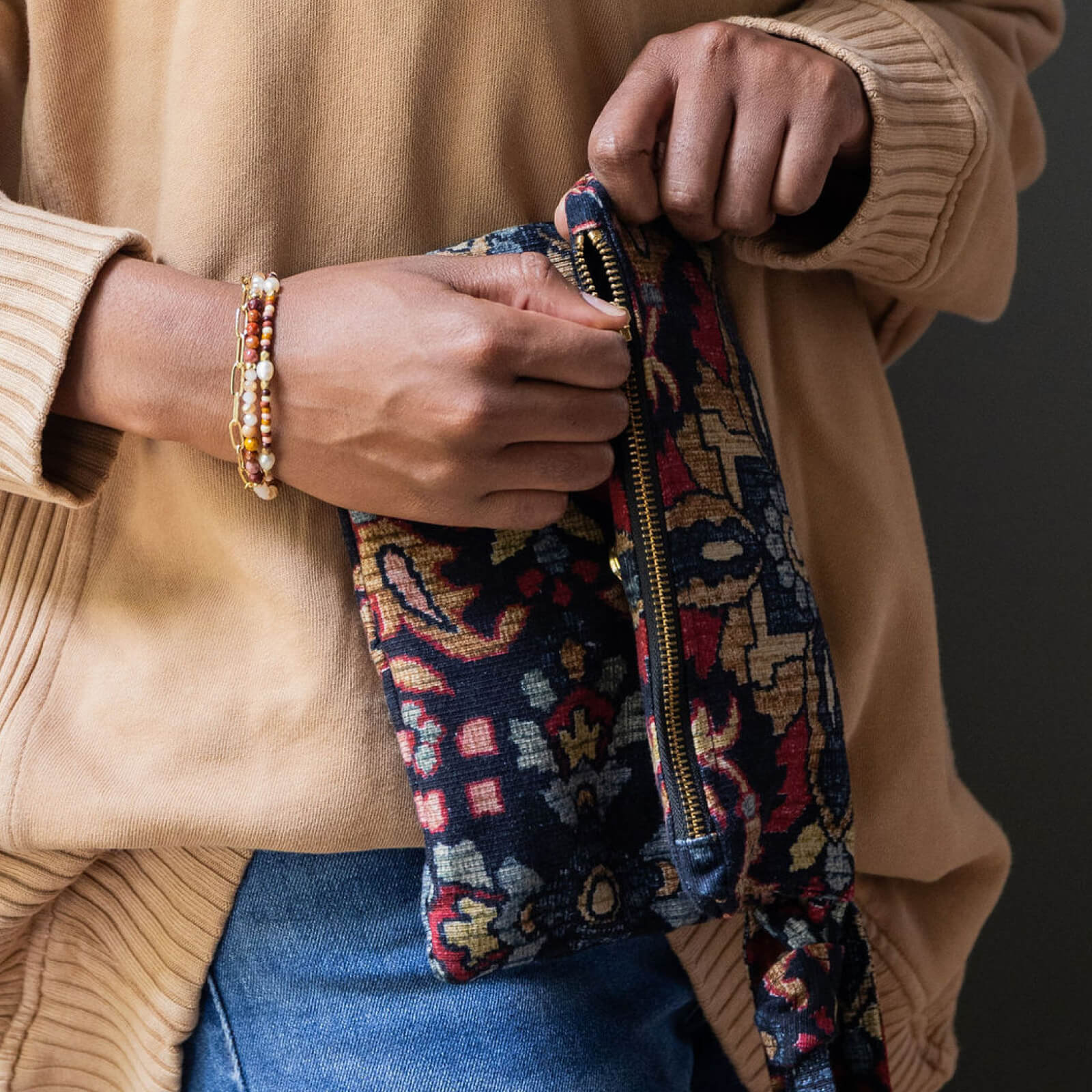 Santiago Wristlet Clutch