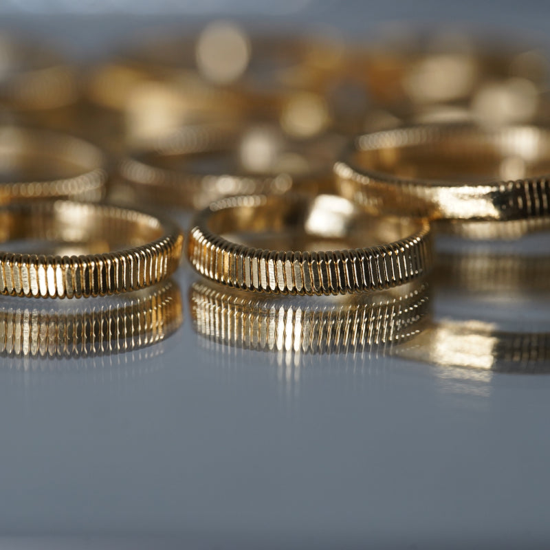 Bass Guitar String Ring