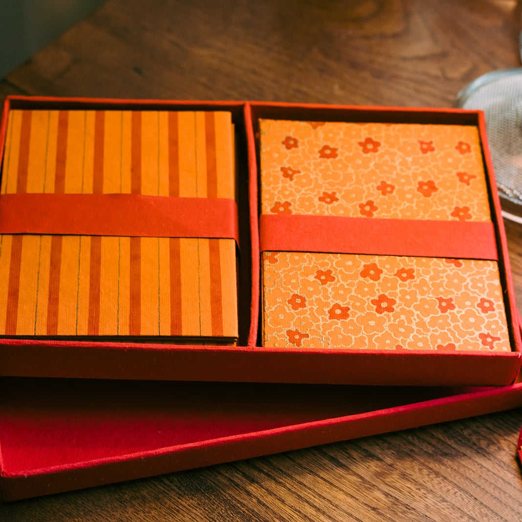 Cayenne Stationary Set