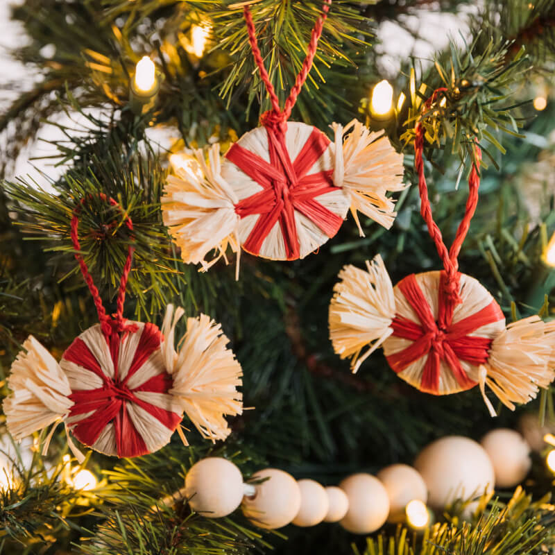 Raffia Peppermint Ornament Set
