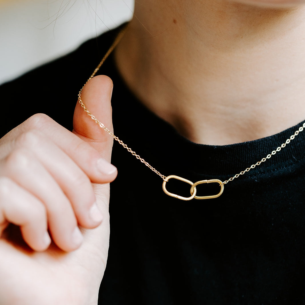 Sister Necklace