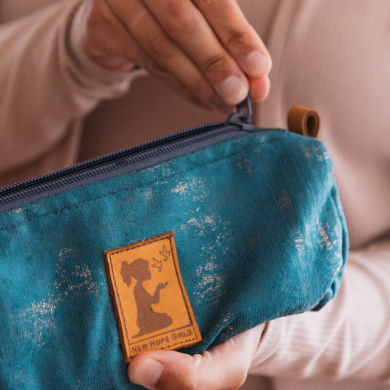 Luxe Teal Pouch