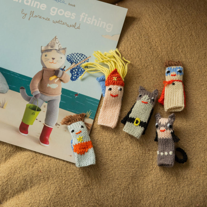 Super Hero Finger Puppets Set