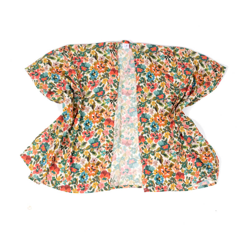 Floral Crotchet Trim Button Detail Split Kimono | boohoo CA
