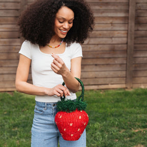 Raffia Strawberry Shaped Handbag Purse
