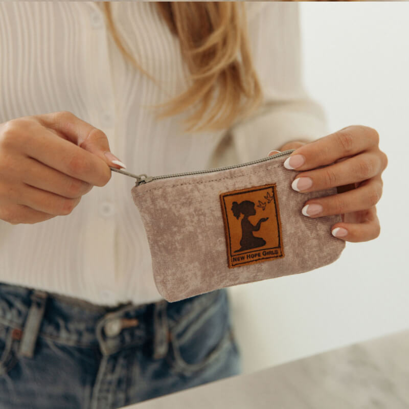 Blush Card Pouch