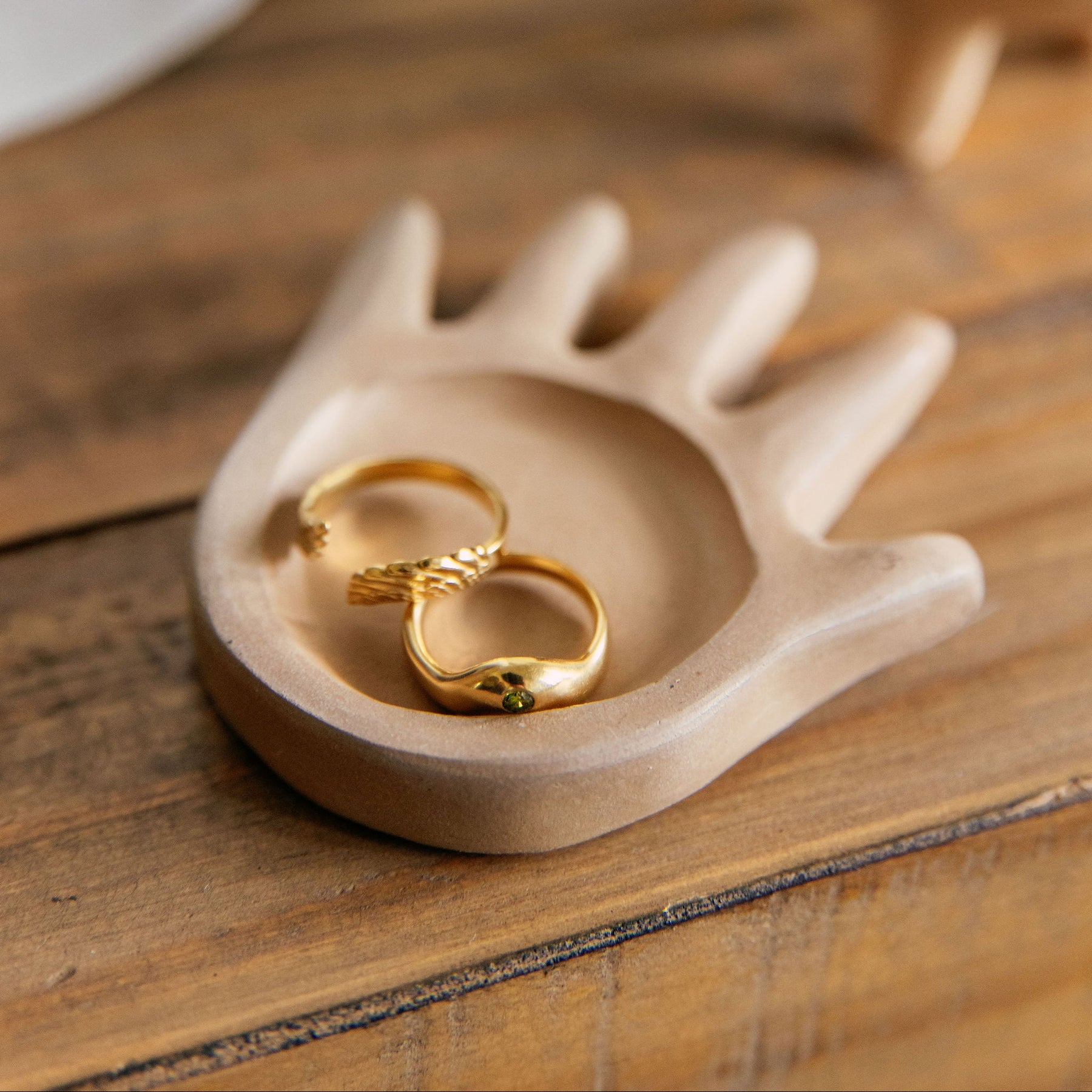 Small Francisca Ceramic Hand