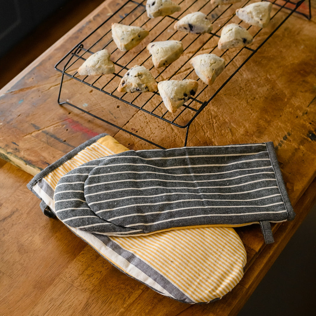 Get The Best Rustic Oven Mitts & Rustic Pot Holders